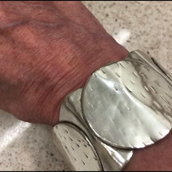 Cute Silver Cuff Bracelet - Picture 3 of 3